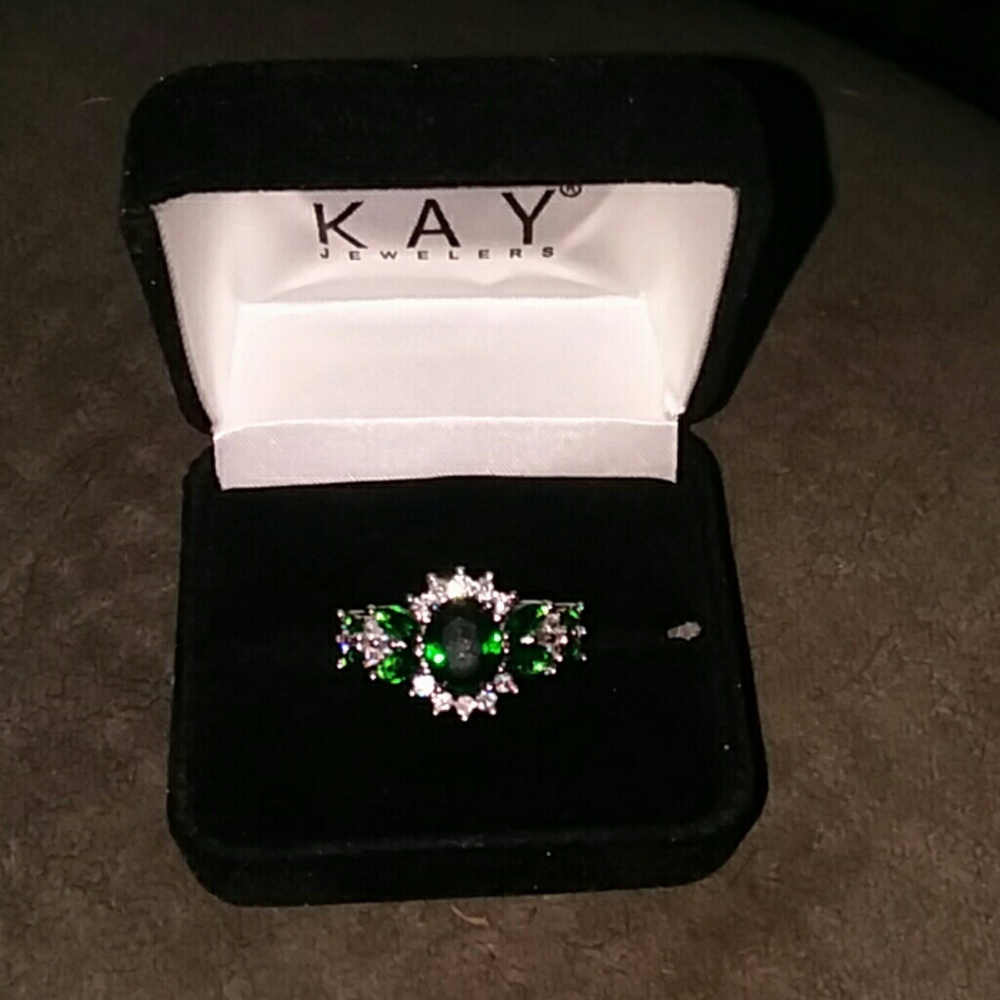 Emerald Sterling silver ring